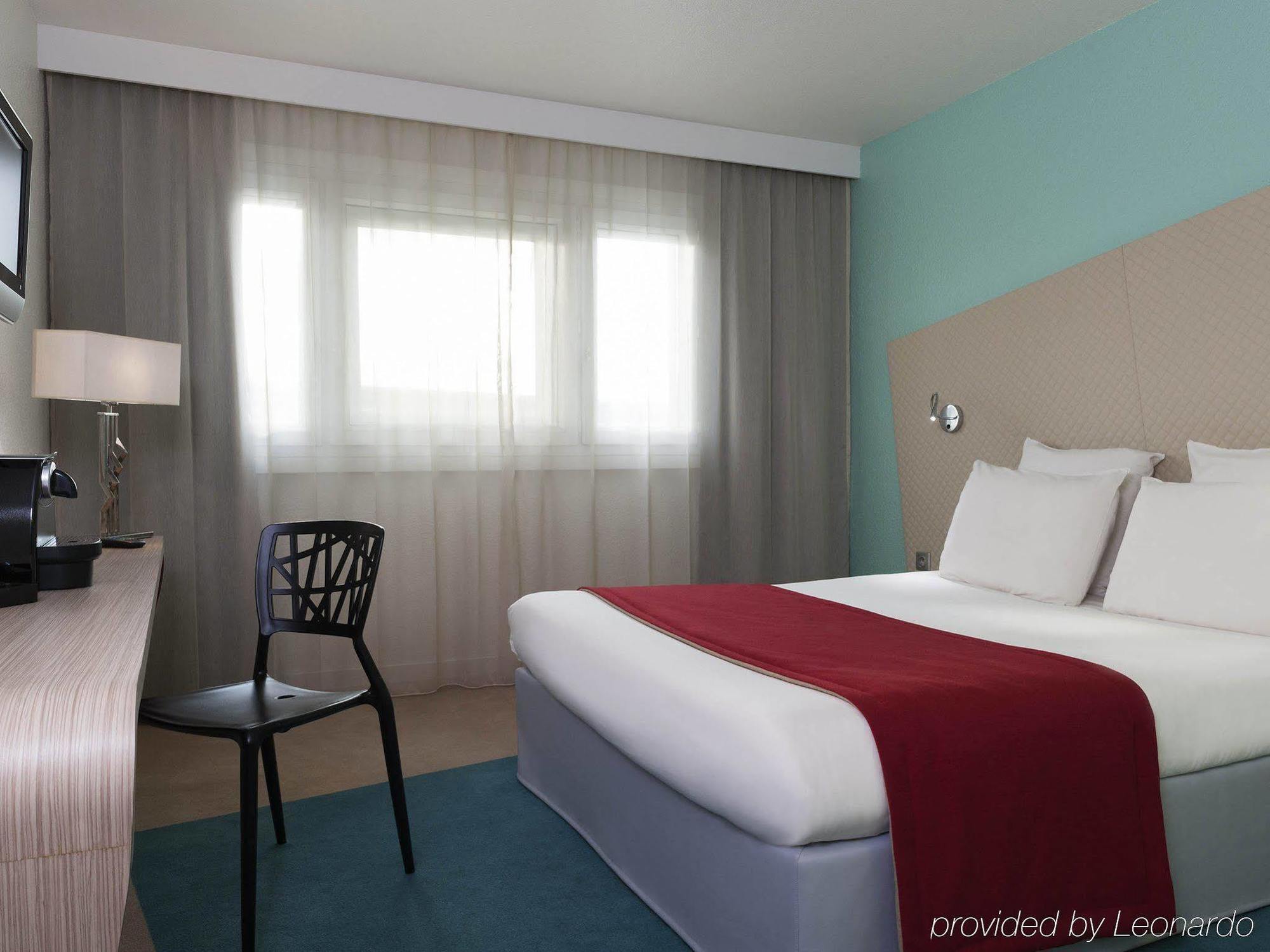 Mercure Paris Le Bourget Aeroport Le Blanc-Mesnil Esterno foto