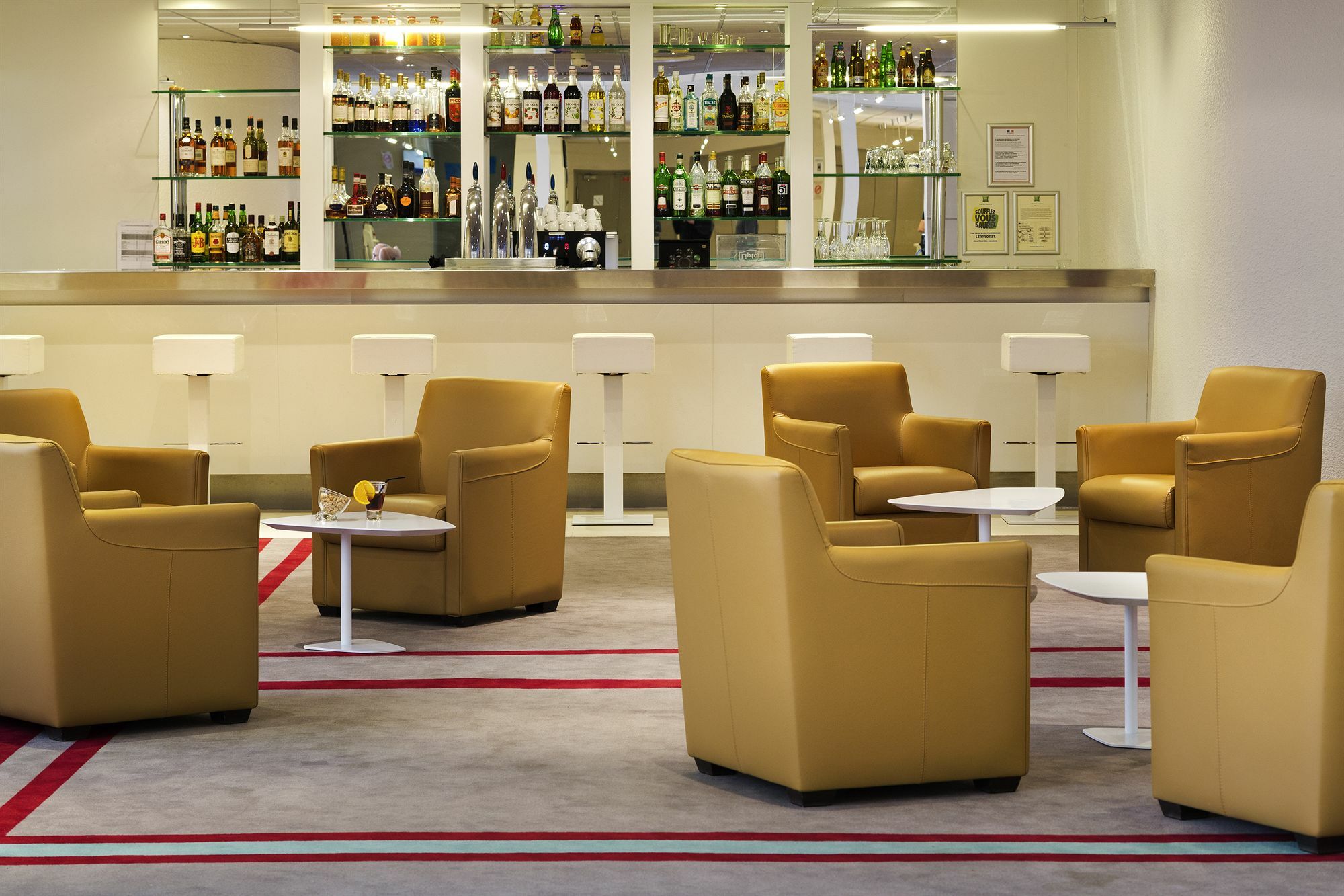 Mercure Paris Le Bourget Aeroport Le Blanc-Mesnil Esterno foto